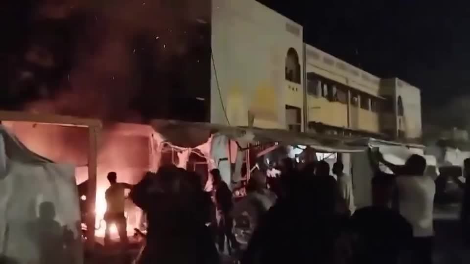 Vídeo: fogo destrói tenda de jornalista atingida em ataque de Israel a Gaza