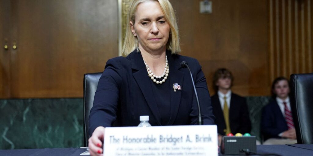 Embaixadora dos EUA na Ucrânia renuncia, diz Departamento de Estado