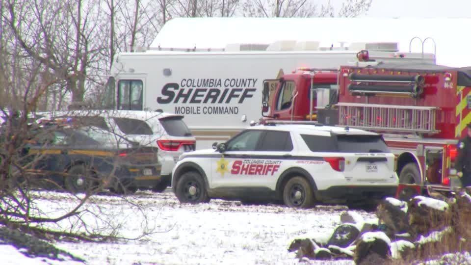 Pelo menos uma pessoa morre após queda de avião de pequeno porte em NY