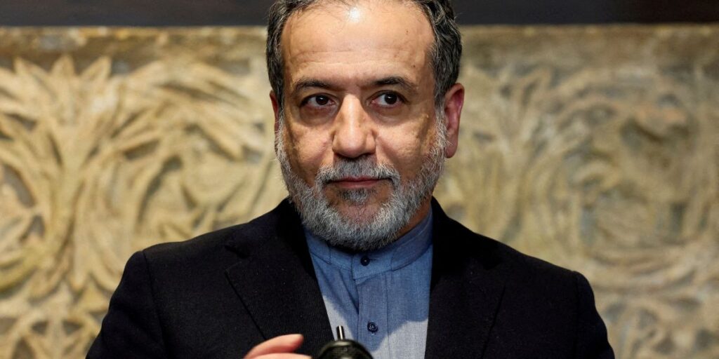 Ministro do Irã visitará Rússia antes da próxima negociação com os EUA