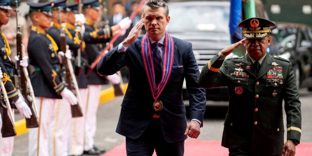 Filipinas prepara para exercício militar com EUA em meio a tensão com China
