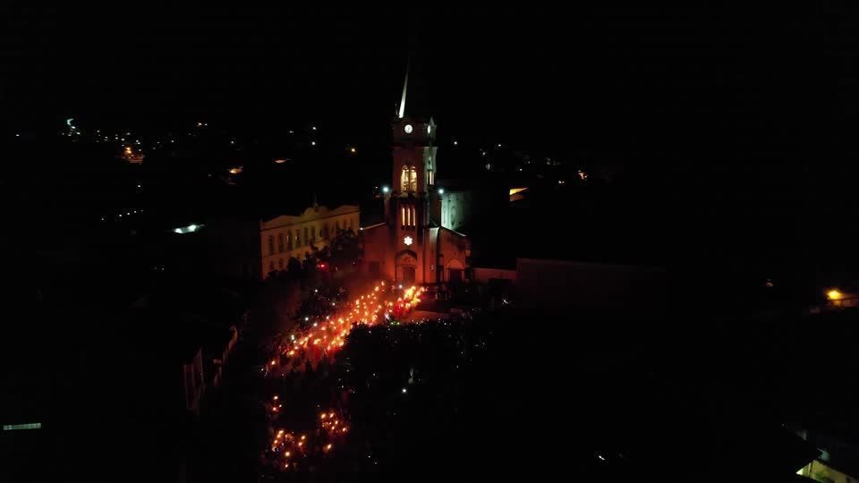 Procissão do Fogaréu; entenda tradição na Semana Santa