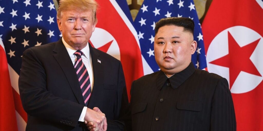 Trump diz que Kim Jong-un é inteligente e que há “comunicação” com líder