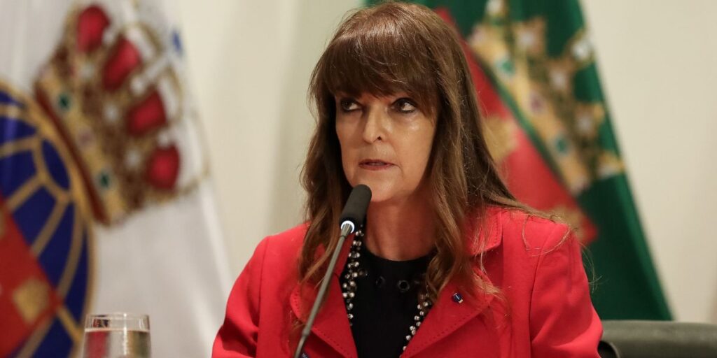 Trabalhamos para que crise não afete relações com Paraguai, diz secretária