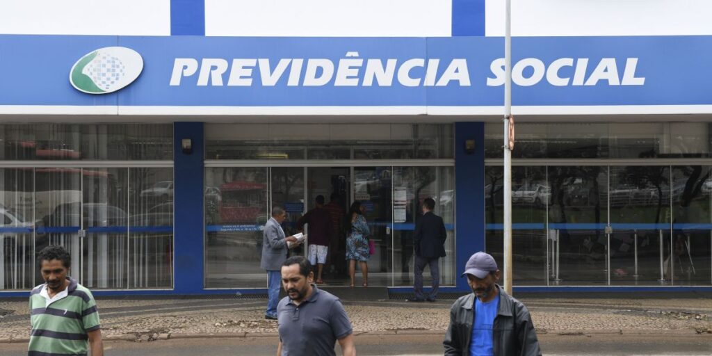 INSS lança comando de voz no Meu INSS para facilitar acesso a serviços