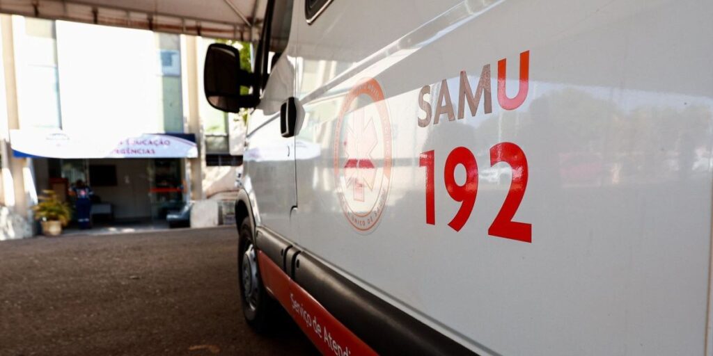 Criminosos armados assaltam ambulância do Samu na Zona Oeste do Rio