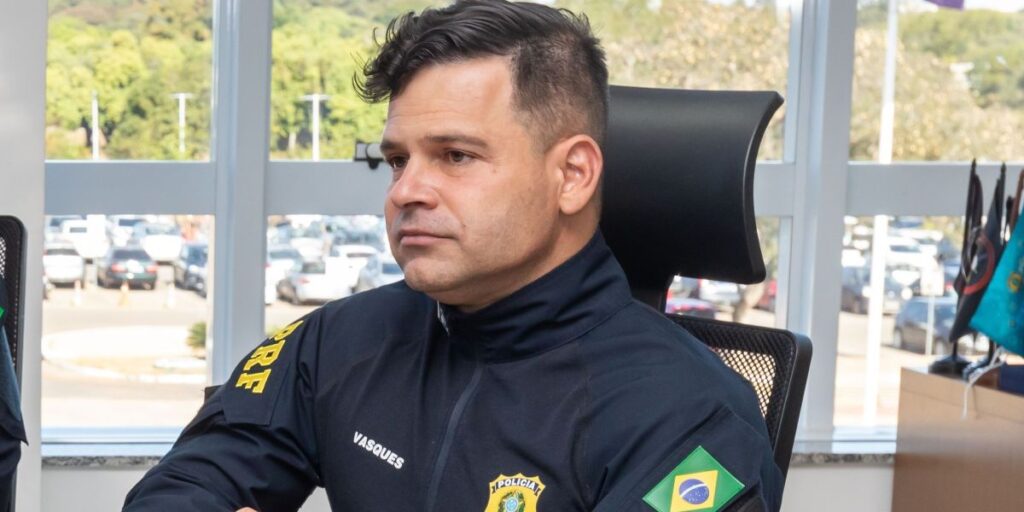 Silvinei Vasques pede autorização a Moraes para assistir seu julgamento