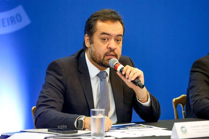 Quem faz o uso excessivo da força é o tráfico, diz Castro no STF