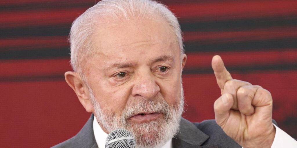 Datafolha: avaliação positiva do governo Lula vai a 29%; negativa é de 38%