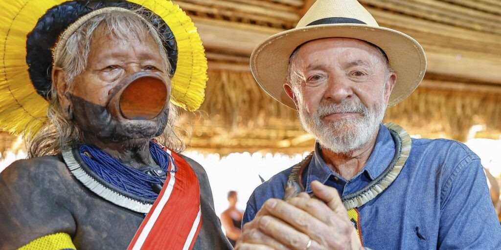 Raoni aconselha Lula a não explorar petróleo na Foz do Amazonas