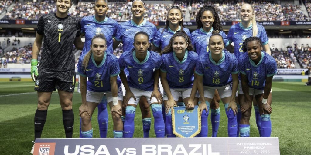 Seleção Brasileira Feminina estreia em 2025 com derrota em amistoso com os EUA