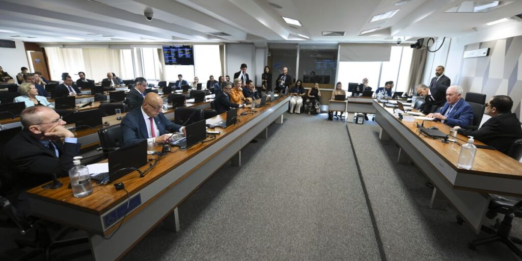 CCJ do Senado aprova projeto que endurece regras contra devedor contumaz