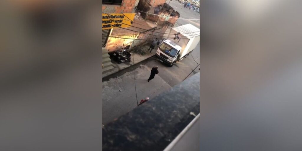 Polícia faz operação para prevenir confronto entre facções no RJ