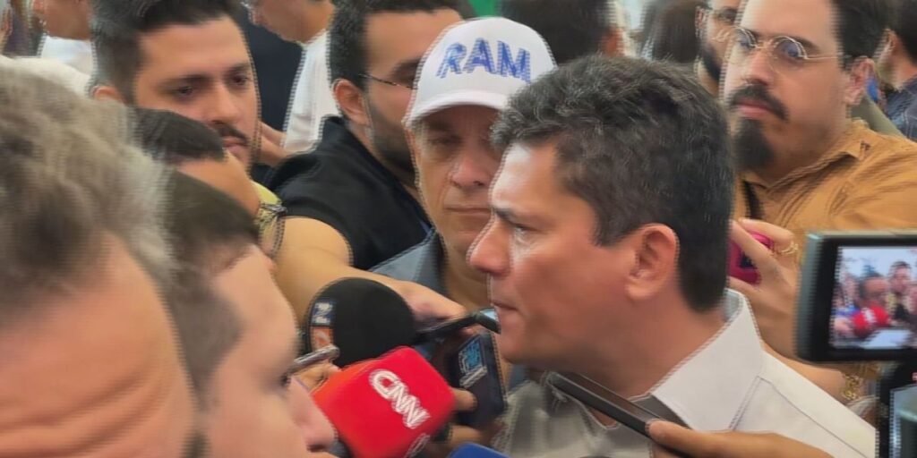 "Governo Lula já acabou", diz Sergio Moro em evento de Caiado