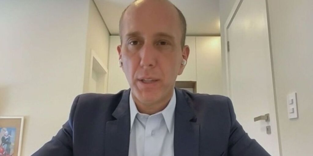 À CNN, prefeito de Sorocaba alega "politização" em operação da PF