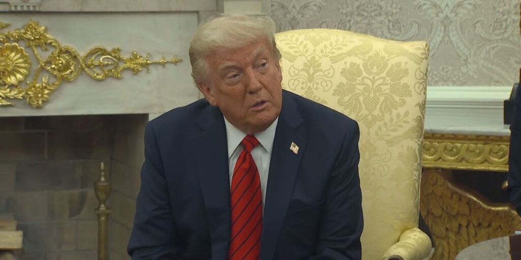 Trump diz que os EUA ouvirão da Rússia "esta semana" sobre cessar-fogo