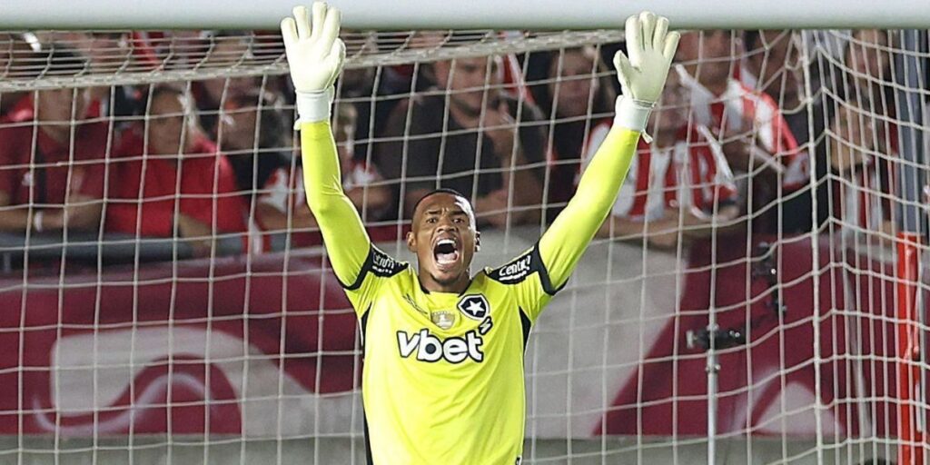 Botafogo: veja frango bizarro de John contra Estudiantes na Libertadores