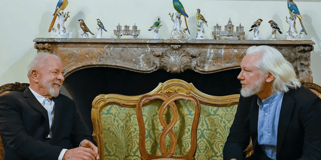 Lula se reuniu em Roma com Julian Assange