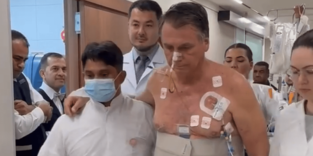Em recuperação, Bolsonaro publica vídeo fazendo fisioterapia no hospital