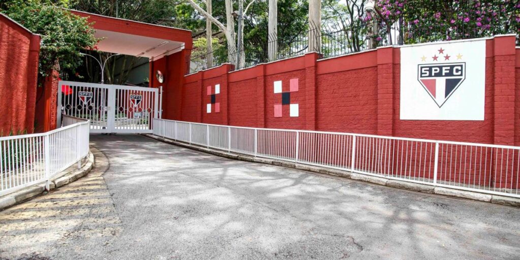 MP aciona prefeitura e São Paulo por pendência milionária no CT do clube