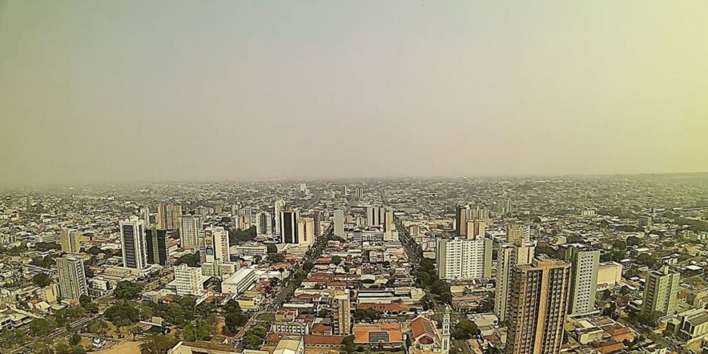 Campo Grande terá semana de contrastes com chuva e céu claro