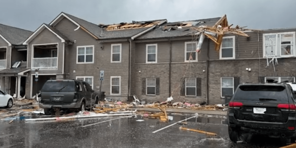 Sobe para sete o número de mortos em tornados na região central dos EUA