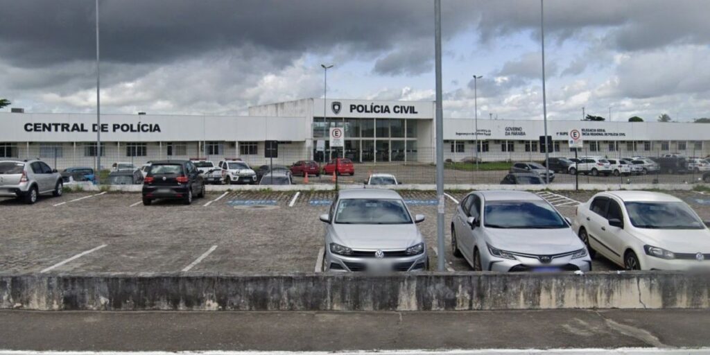 Polícia prende homem que vendia imagens de pornografia infantil na internet