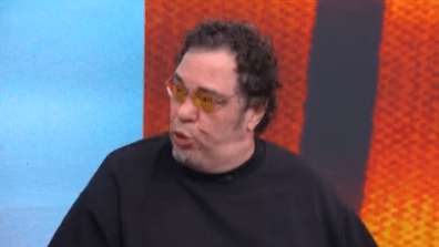 Casagrande dispara sobre camisa vermelha da Seleção: “Imbecilidade”