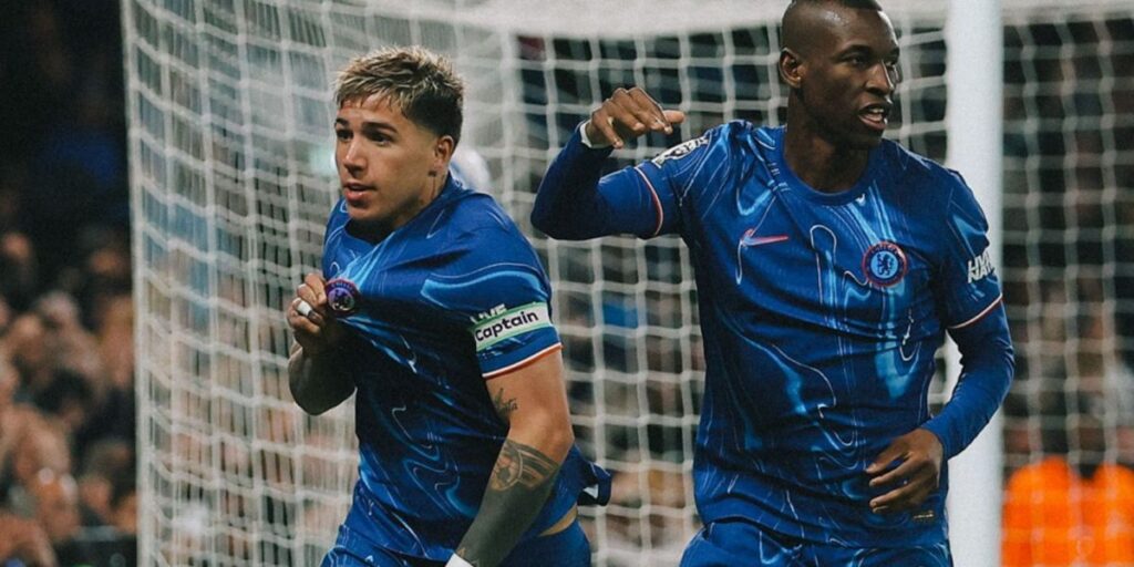 Chelsea vence Tottenham em casa e permanece no G4 da Premier League