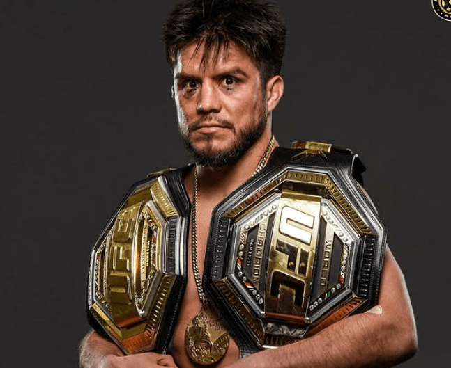 UFC: Ladrão invade estúdio e rouba cinturão de campeão