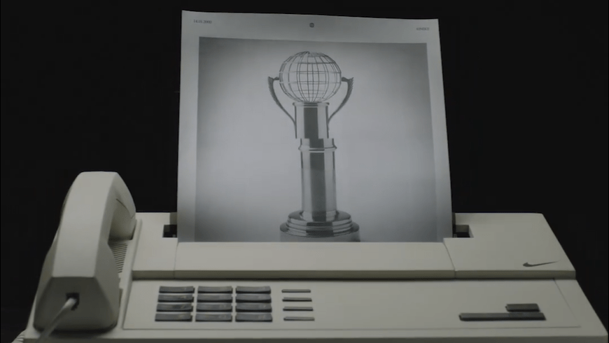 Corinthians provoca Palmeiras com fax em lançamento de uniforme do Mundial