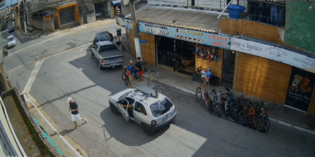 Homem morre após ser esfaqueado em bicicletaria na zona Leste de SP