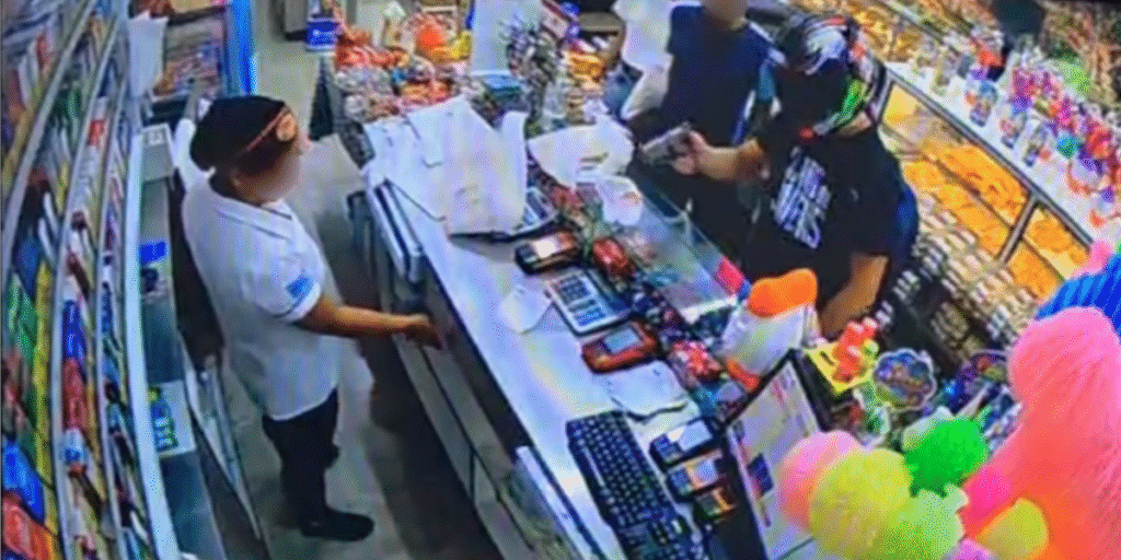 Suspeito morre após policial reagir a tentativa de assalto a padaria em SP