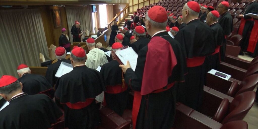 Cerca de 150 cardeais já estão no Vaticano após morte do papa Francisco