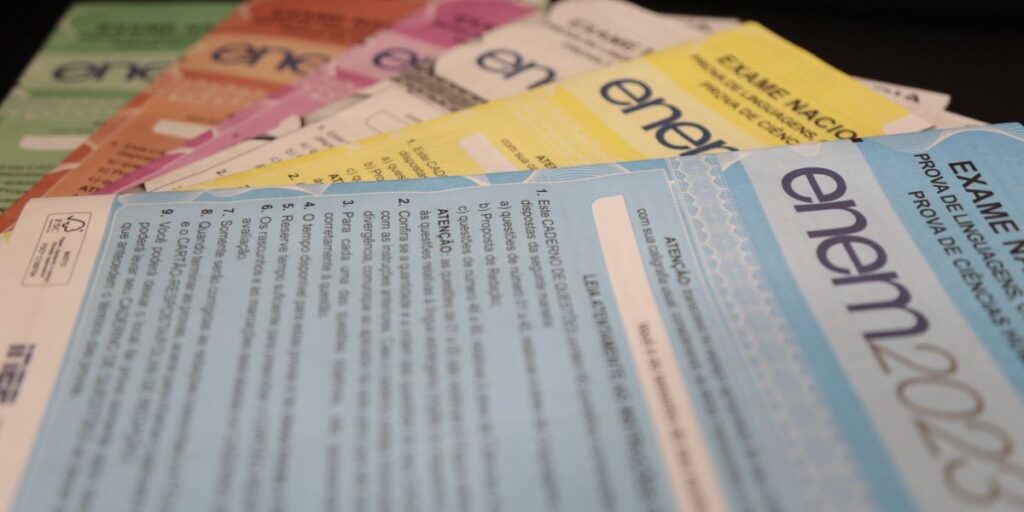 Enem 2025: até quando solicitar a isenção da taxa de inscrição?
