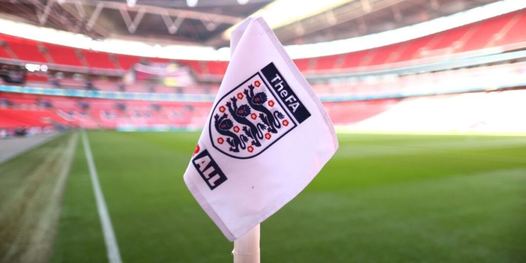 Mulheres trans são liberadas para jogar em torneios femininos na Inglaterra