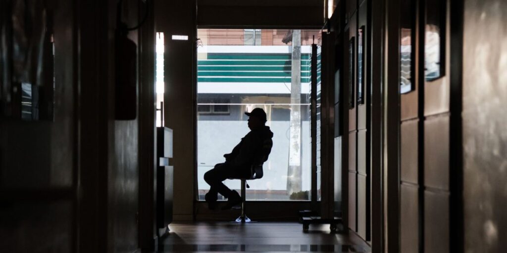 Brasileiros ficaram em média cerca de 10 horas sem energia, aponta Aneel