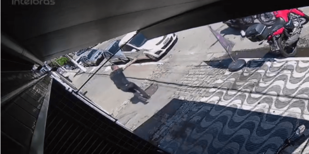 Vídeo: câmeras de segurança registram troca de tiros entre PM e criminoso