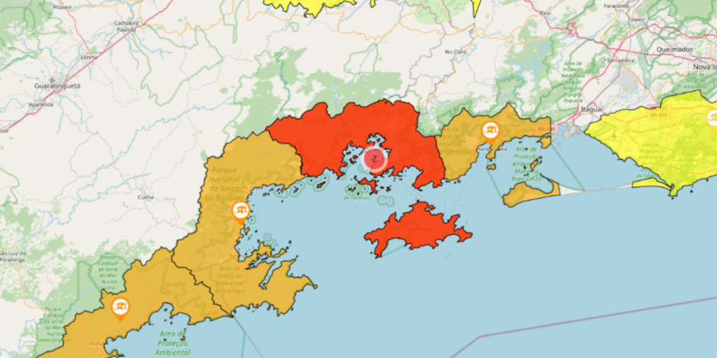Chuva deixa Angra dos Reis (RJ) em alerta máximo para deslizamentos