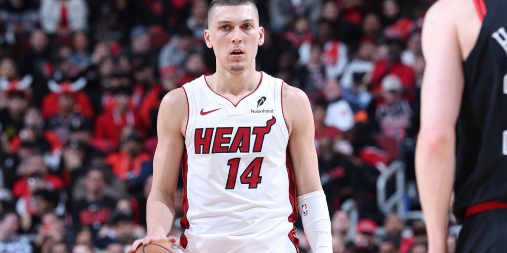 NBA: Miami Heat vence Chicago Bulls e avança no play-in