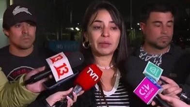 Policial que atropelou e matou jovem em jogo no chile foi embora, diz irmã