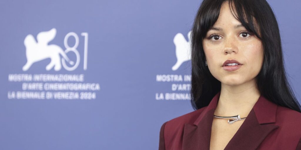 Jenna Ortega explica por que abandonou franquia “Pânico”