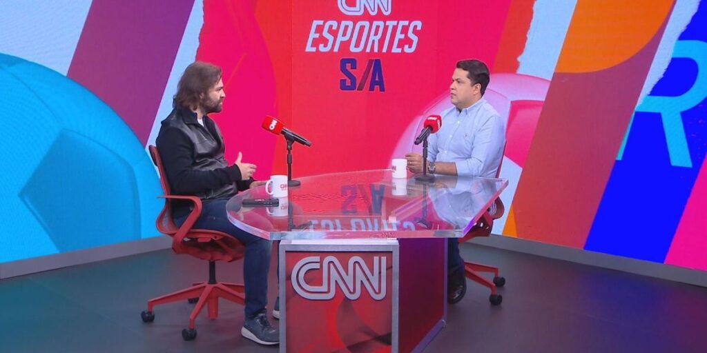 Presidente do Botafogo aposta no Mundial e critica "síndrome de vira-lata"