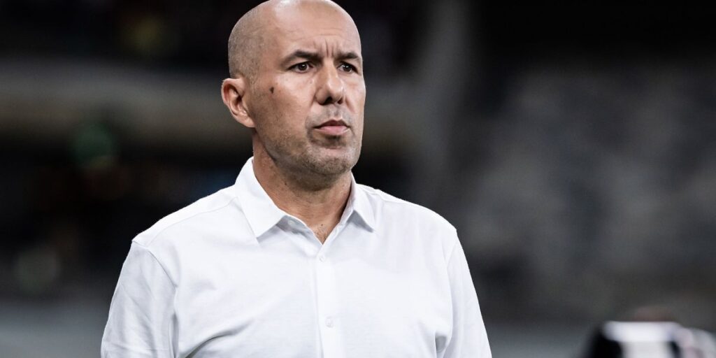 Leonardo Jardim rebate fala de Pedro Lourenço: "O elenco é muito bom"