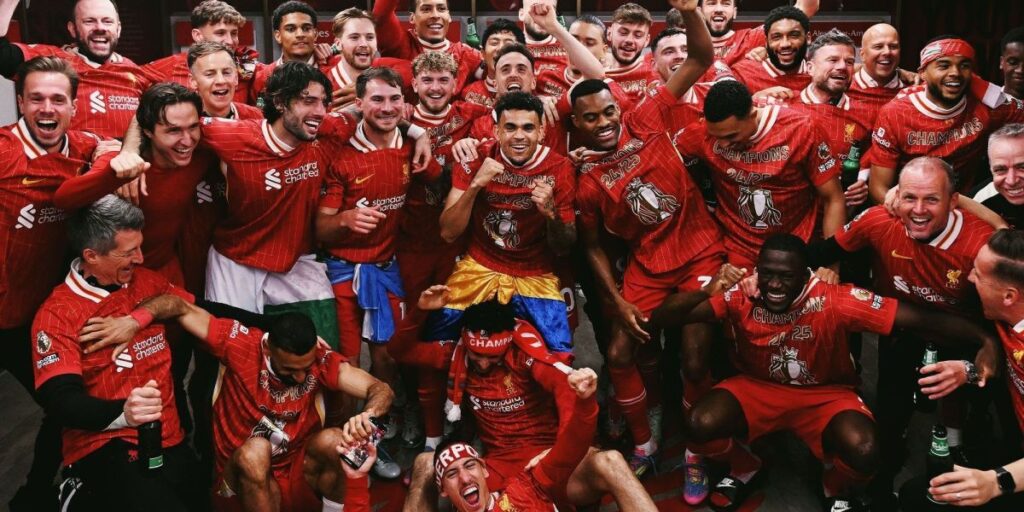 Por que Chiesa, do Liverpool, ficou sem a medalha da Premier League