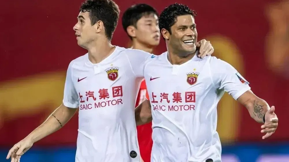 Galo x São Paulo: amigos, Hulk e Oscar foram jogadores mais caros da China