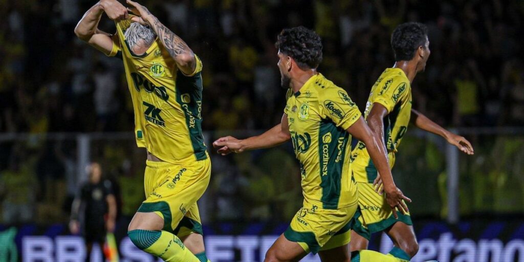 Mirassol arranca empate nos acréscimos com o Fortaleza pelo Brasileirão