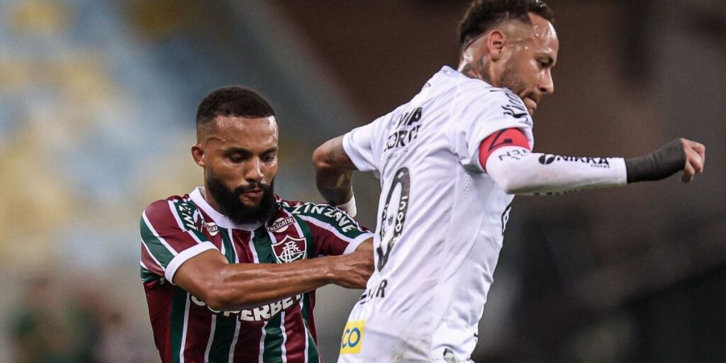 Neymar dá cotovelada e xinga Samuel Xavier em vitória do Flu sobre o Santos