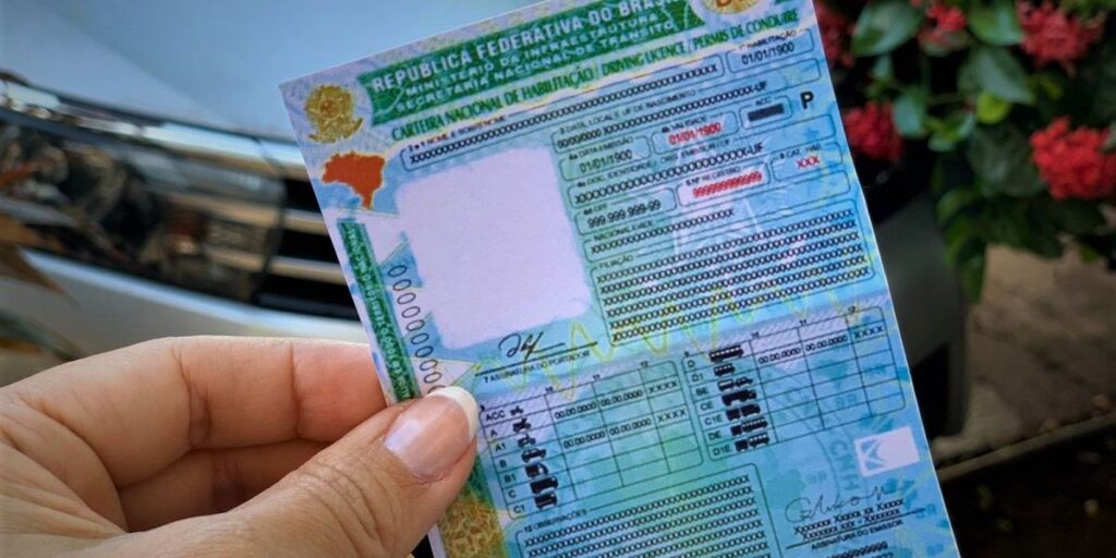 Ipec: Maioria dos brasileiros são a favor de exame toxicológico para CNH