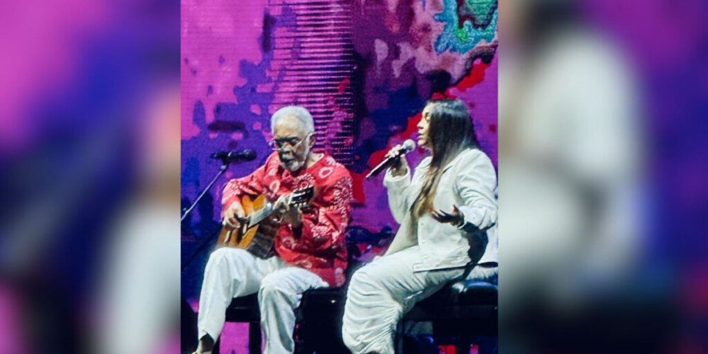 Preta Gil canta ao lado de Gilberto em show em São Paulo; assista vídeo